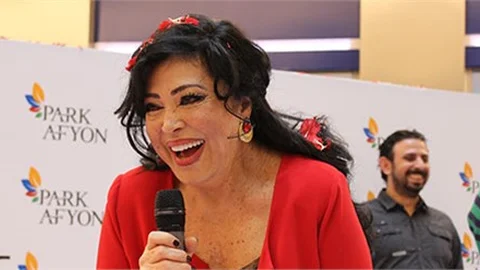 Türkan Şoray Afyon'u Derinden Salladı