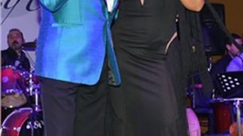 Erol Evgin Nükhet Duru Düeti Şaşırttı!