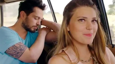 Murat Boz ile Aslı Enver Hastanede Üzgün Görüntülendi 