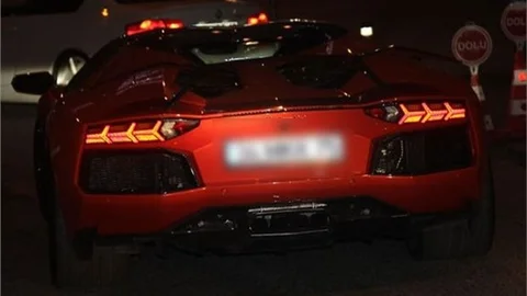 Yağmur Sarıoğlu Otomobilde Sigara İçtiği İçin Galerici Otomobilini Geri Aldı! Yağmur Sarıoğlu Kimdir