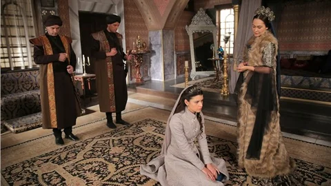 Muhteşem Yüzyıl Kösem Bitiyor! Muhteşem Yüzyıl Kösem 17. Bölüm Şaşırtan Son Fragmanı Yayınlandı! İzle
