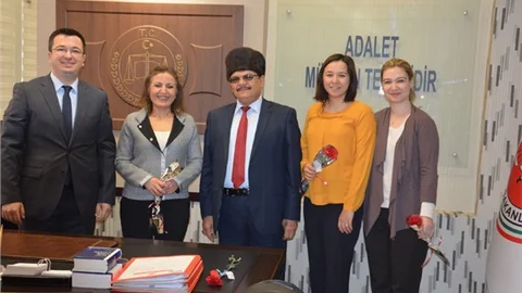 GÜLNAR BELEDİYE BAŞKANI GÜNEL KADINLAR GÜNÜ’NÜ KUTLADI