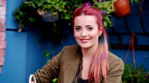 Güldür Güldür İrem Sak Bu Acı Haber İle Derinden Sarsıldı! İrem Sak Kimdir