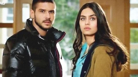 Asla Vazgeçmem Dizisinin Oyuncularının Gerçekte Kim Oldukları Çok Şaşırttı!