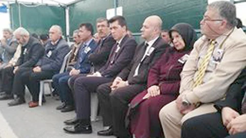 Bor'lu muhtarların vefası