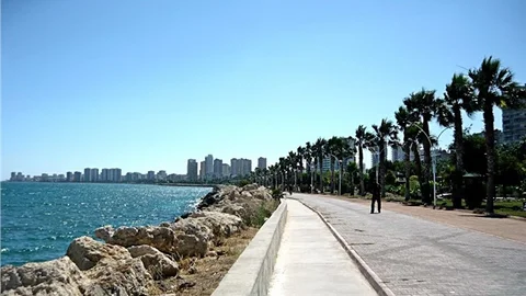 Mersin Sahilleri Sıcaklıklarla Birlikte Hareketlenmeye başladı