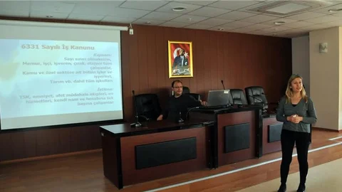 Erdemli Belediyesinden İş Güvenliği Eğitimi