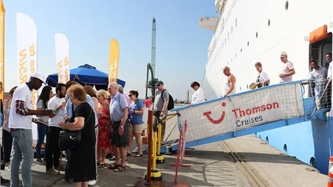 17.Kruvaziyer Gemisi 2.Kez Mersinde