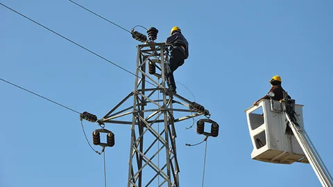 Elektrik Kesintisine Devam