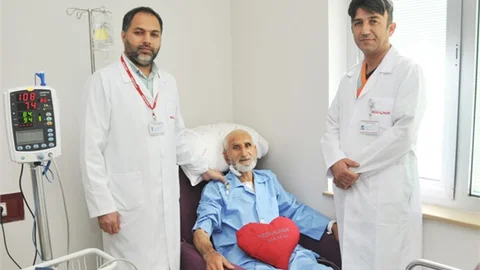 78 Yaşında Kalp Kapağı Değişti