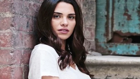 Caner Erkin Asena'dan Sonra Ovalı'ya Aşık Oldu!