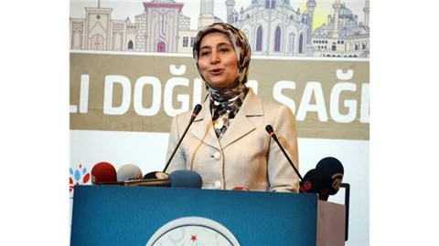 Davutoğlu: Sağlıklı Bir Yaşam İçin Sağlıklı Bir Gebelik Gerekir!!!