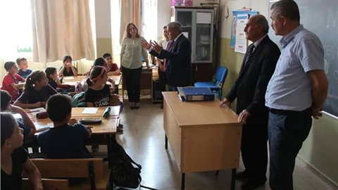 TARSUS'TA ÖĞRENCİLERE MUHTARLIK DERSİ