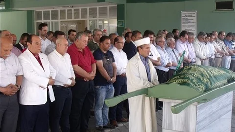 Gazeteci de haber olur