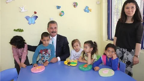 TOROSLAR’DA ANNELER KURSA, ÇOCUKLARI KREŞE