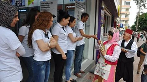 Tarsus'ta Ramazan Mesajı Dağıtımı