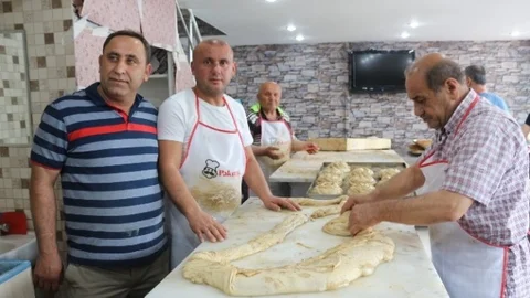 Acıkmadan Oruç Tutmak, Ramazan'da Tok Tutan Tahinli Pide