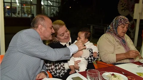 ÇAKACAK, ŞEHİT AİLELERİNİ UNUTMADI