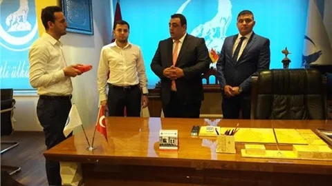 Mezitli Ülkü Ocakları'nda Bayrak değişimi