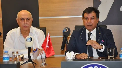 TARSUS’TA İŞ DÜNYASI DARBEYİ KINADI