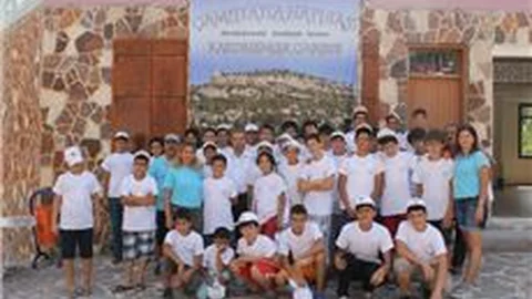 ÇAMLIYAYLA'YA ÖĞRENCİLERDEN SÜRPRİZ ZİYARET