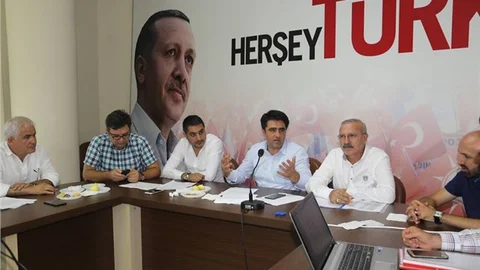 Ak Parti il başkanı Ercik'ten kutlama