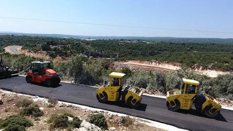 Erdemli Kayacı Da Sıcak Asfaltla Tanıştı