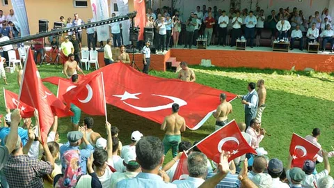 Karakucak Pehlivanları, Er Meydanına Son Kez Gözne’de Çıktı