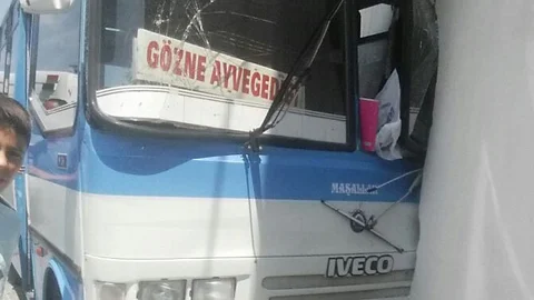 Gözne - Ayvagediği Arası Yolcu Taşıyan Toplu Taşıma Aracı Kaza Yaptı, 7 Yaralı