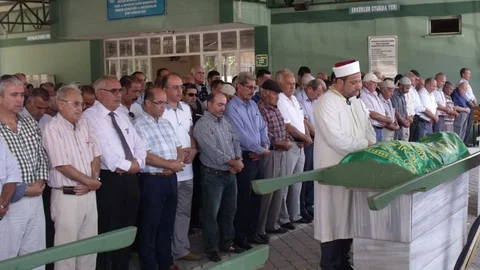 Turhan Uygur Toprağa Verildi