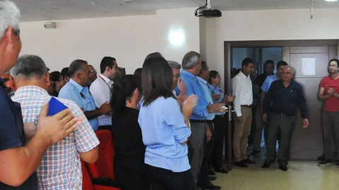 Belediye Çalışanlarından Başkana Sürpriz Kutlama