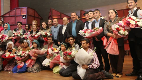 Toroslar Belediyesi Şehir Tiyatrosu’na 3 Ödül