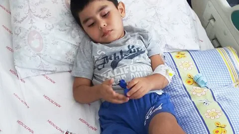 Küçük çocuğun yuttuğu nesne röntgen filmine yansıdı