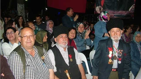 KUVAYİ MİLLİYE’CİLERDEN KURBAN BAYRAMI KUTLAMASI