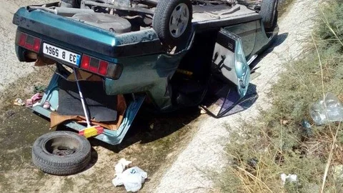 Gazipaşa Mahallesinde Otomobil Kanala Uçtu