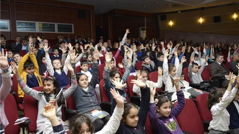 Çocuk İstismarı İle Eğitimli Mücadele