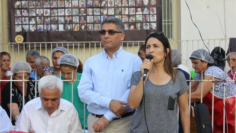  BARIŞ ŞEHİTLERİ İÇİN AŞURE DAĞITTILAR