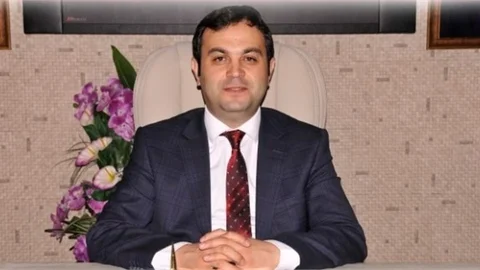 Ak Parti Belediye Başkanı ve Eşi FETÖ'den Gözaltına Alındı!