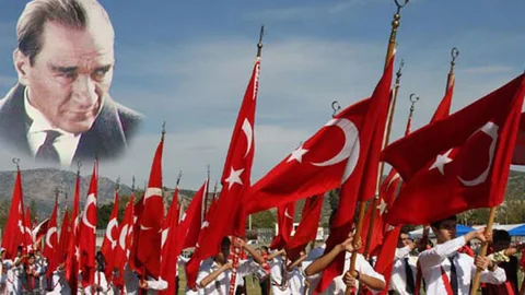 28 Ekim 2016 Yarım Gün Olacak mı? 28 Ekim'de Okullar Tatil mi