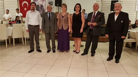 ATATÜRKÇÜLER CUMHURİYET YEMEĞİNDE BULUŞTU