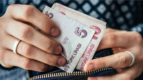 Emekliliği bekleyen yüksek maaşlılara iyi haber