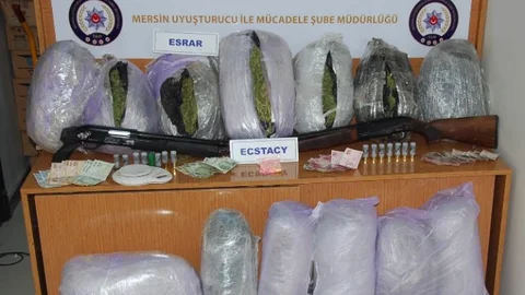 Mersin Polisi Torbacılara Nefes Aldırmıyor