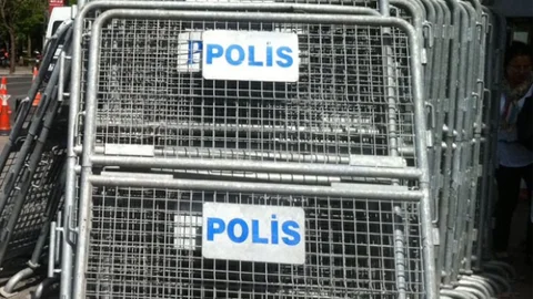 Mersin'de Toplantı ve Yürüyüşlere Valilik Tarafından Yeni Düzenleme 