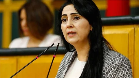 HDP Eş Genel Başkanı Yüksekdağ'ın Hapis Cezasına Onama Geldi
