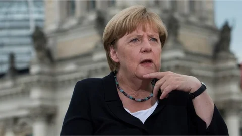 Almanya Başbakanı'ndan Türkiye'ye Sert Eleştiri