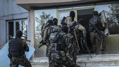 Polis Özel Harekat Alımları İçin Başvurular Başladı İşte İstenilen Şartlar ve Belgeler