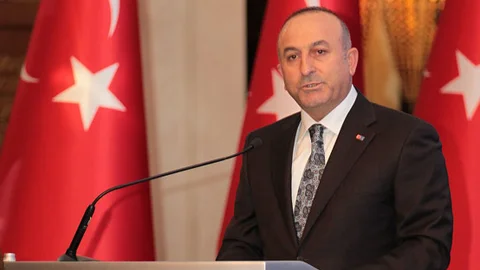 Dışişleri Bakanı: Avrupa'nın Bize HDP ile İlgili Demokrasi Dersi Vermesini Kabul Etmiyoruz