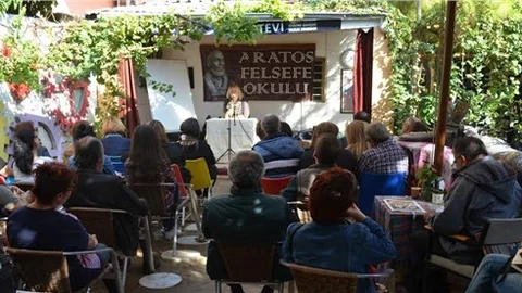 ARATOS FELSEFE OKULU'NDA İLK DERS YAPILDI