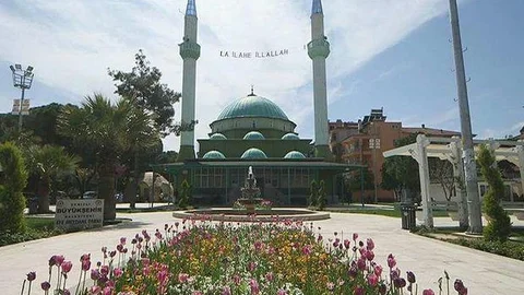 Denizli'de Kıblesi Yanlış Cami Yeniden İnşa Edilecek