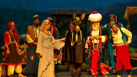 Mersin'de Minikler İçin Nasreddin Hoca Operası Düzenlendi